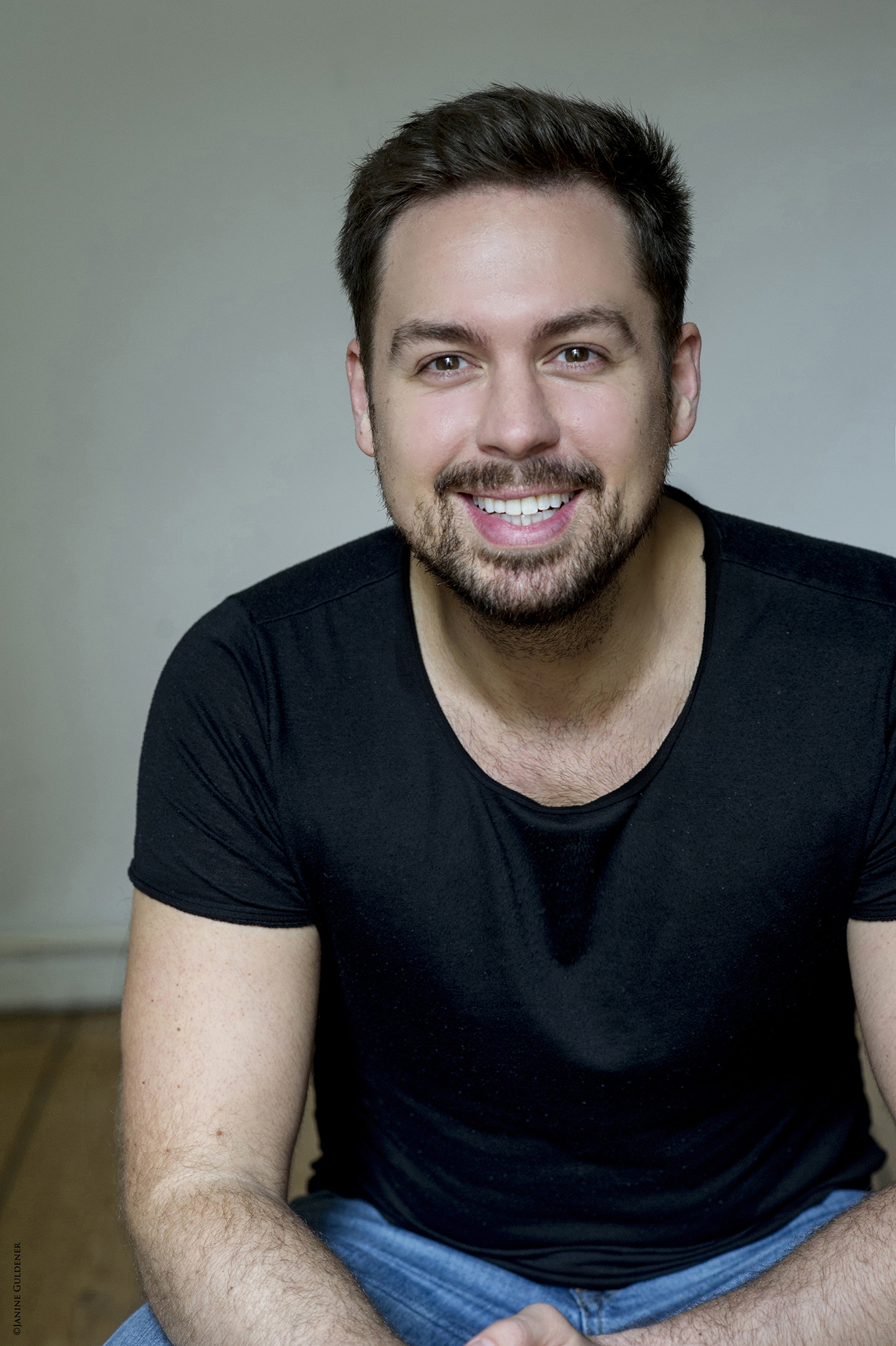 Jonathan Schaefer Portraitaufnahme