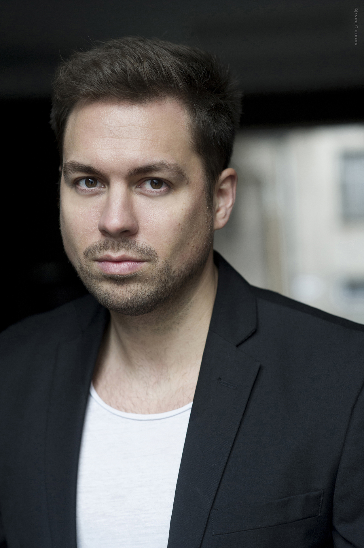 Jonathan Schaefer Portraitaufnahme